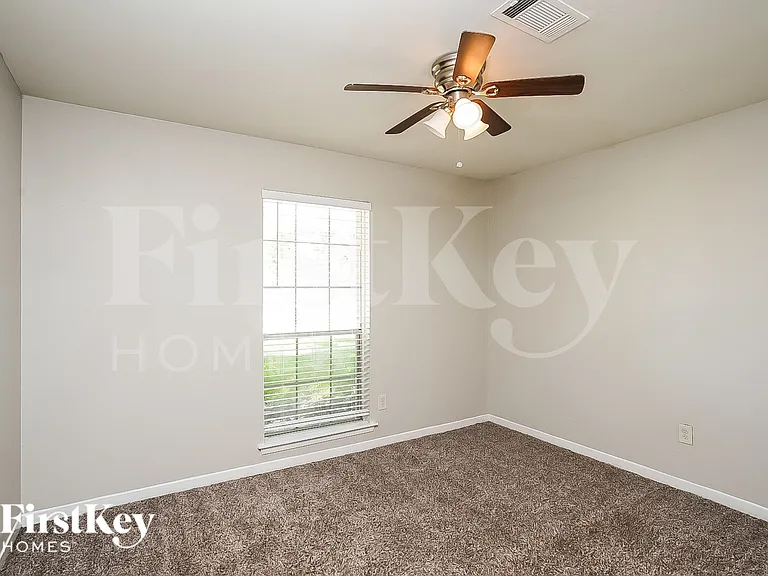 10423 Collingswood Rd — Photo 12