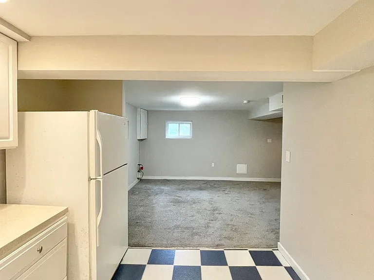 2528 N Winchester St — Photo 26