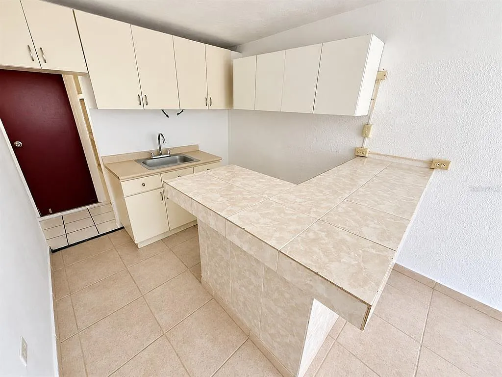 2 bed, 1.0 bath, 675 sqft, $750 — Photo 4
