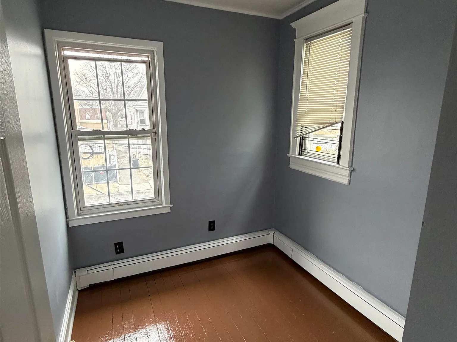 3 bed, 1.0 bath, $2,750 — Photo 4