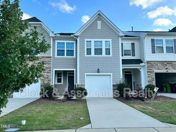 107 Hunston Dr
