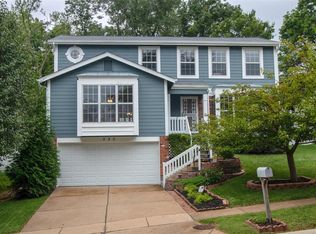 520 Woodlyn Xing, Ballwin, MO 63021