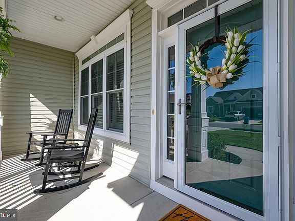 3rd image of 19353 Longfellow Way