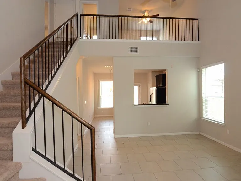 360 Purple Martin Ave — Photo 5