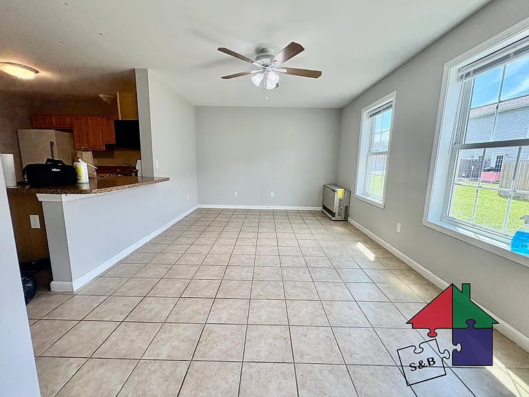 55 Southerberry Dr #105 — Photo 10