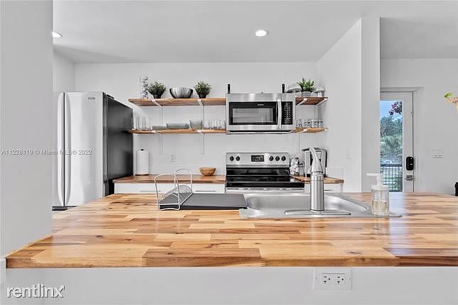 1st image of 2757R NW 50th St