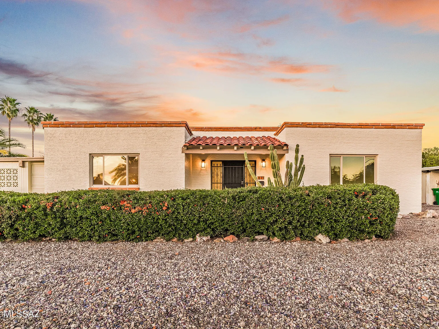 71 E Los Mangos, Green Valley, AZ 85614 | Zillow