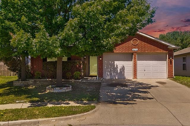 1st image of 8279 Horse Whisper Ln