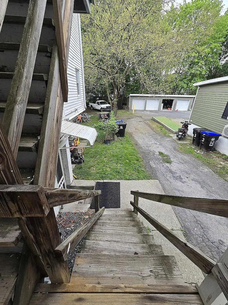 35 Conklin St — Photo 2