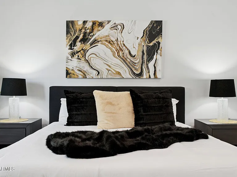 6907 E Willetta St — Photo 22