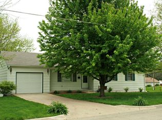 421S S Hester St, Maryville, MO 64468