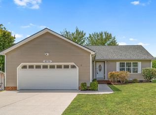 5735 Cherry St, Ooltewah, TN 37363