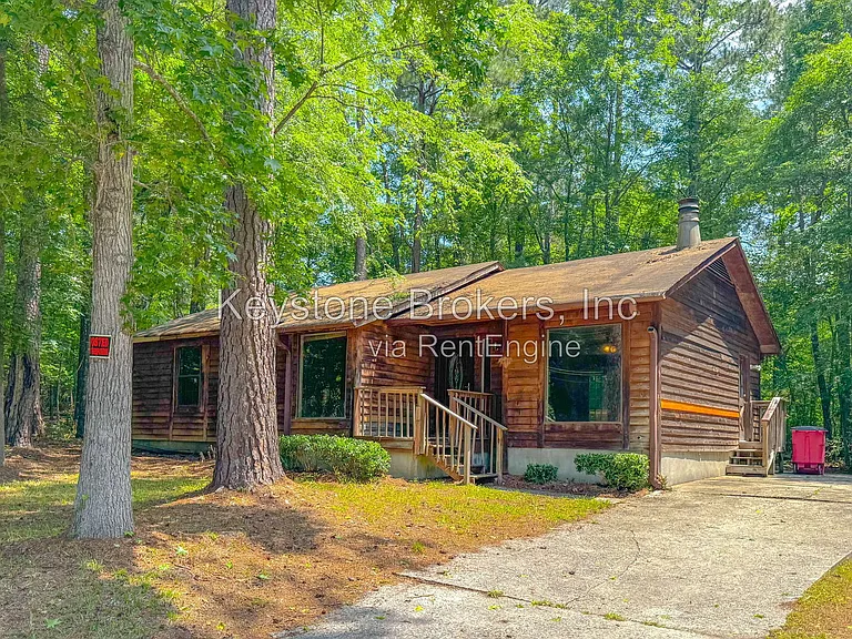 1790 Bridle Ln — Photo 1