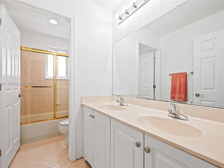 445 Conservation Dr — Photo 23