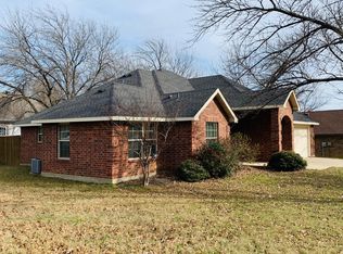 101 Gable Ct, Denton, TX 76209