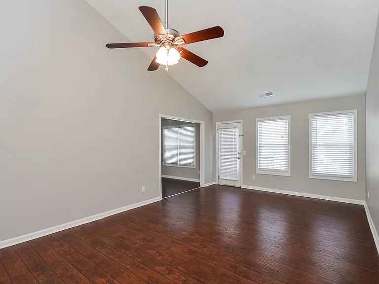 3390 Wrenwood Ct — Photo 4