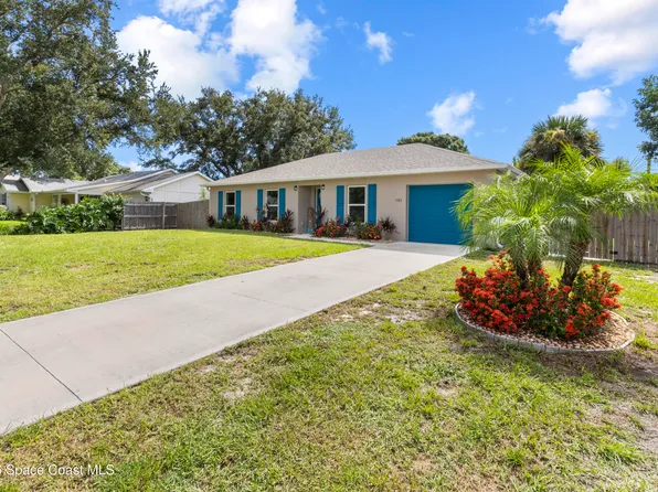 1382 Seahouse St, Sebastian, FL 32958