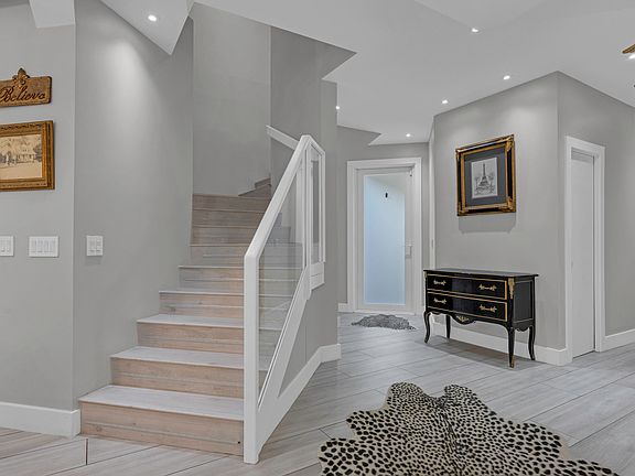 3rd image of 2550 NW 52ND Street