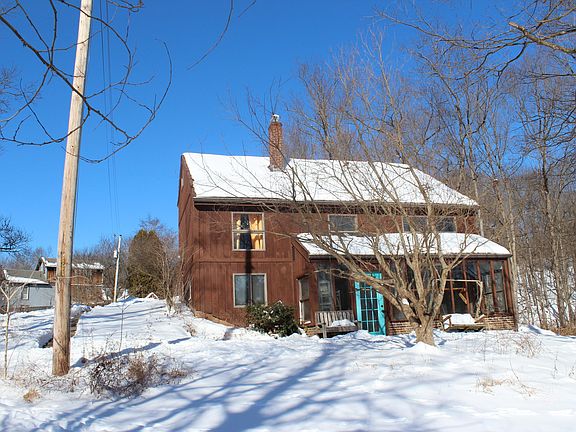 3rd image of 3860 Pert Hill Rd