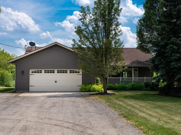 262 E Wing Rd, Mount Pleasant, MI 48858