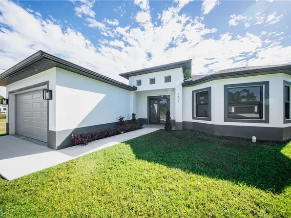 2621 42nd St W, Lehigh Acres, FL 33971