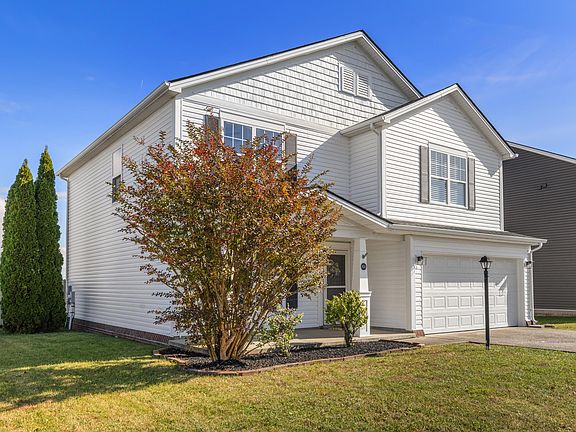 3rd image of 806 Rock Way