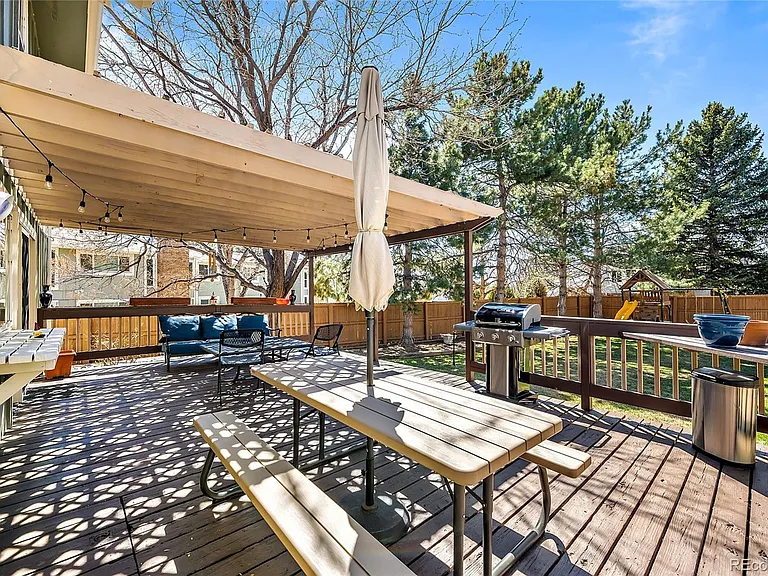 2973 S Macon St — Photo 10