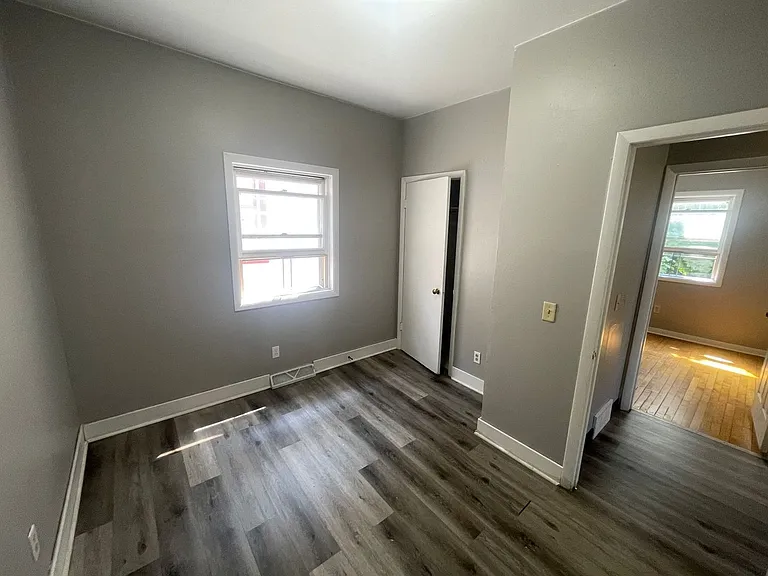 505-507 W. Burleigh St. (Townhouse) — Photo 4