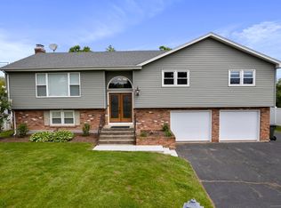 104 Willow Street, Wethersfield, CT 06109