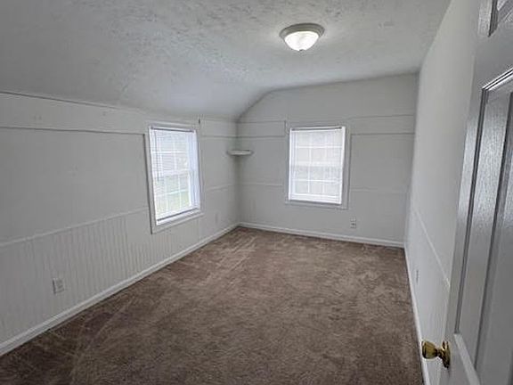 3rd image of 21692 Hancock Rd