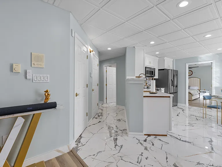 10401 Mount Vernon Dr — Photo 13