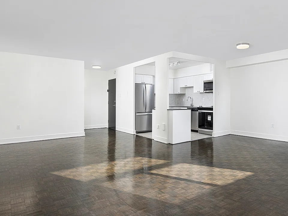 2450 Weston Rd