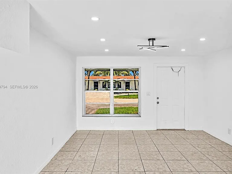 4156 SW 49th Ct — Photo 16