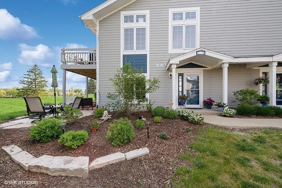 584 Geneva National AVENUE NORTH North UNIT 649, Lake Geneva, WI 53147