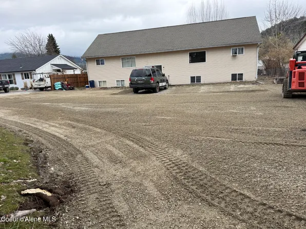 2428 N 8th St, Coeur D Alene, ID 83814