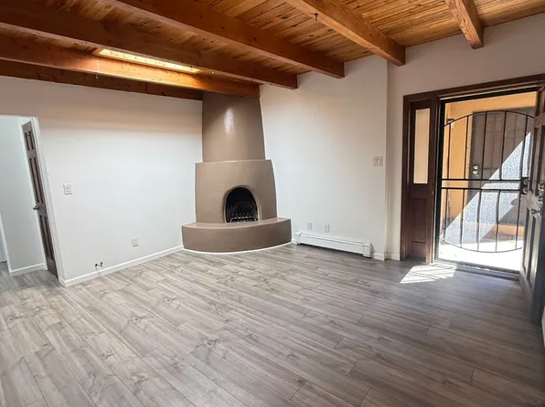 2718 Galisteo Ct APT 2, Santa Fe, NM 87505