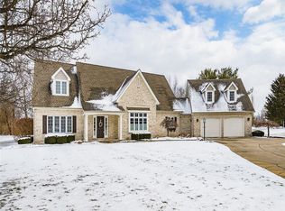 6320 S Hunters Run, Pendleton, IN 46064