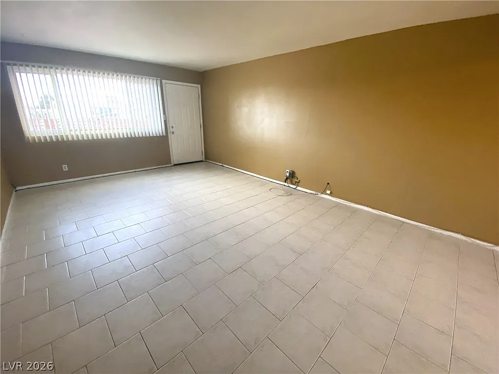 1 bed, 1.0 bath, 3634 sqft, $875 — Photo 4