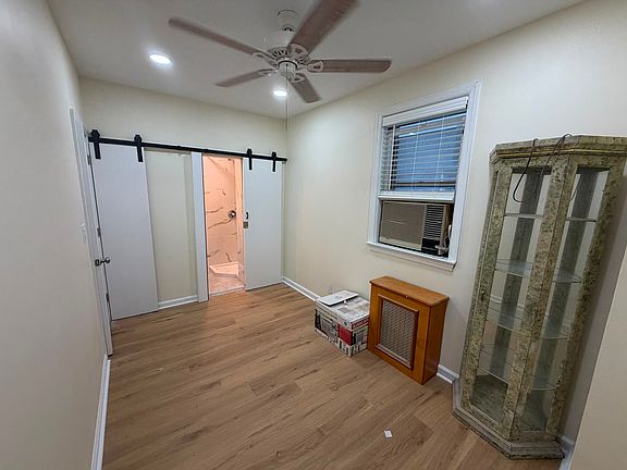 5th image of 353 Liberty Ave #1