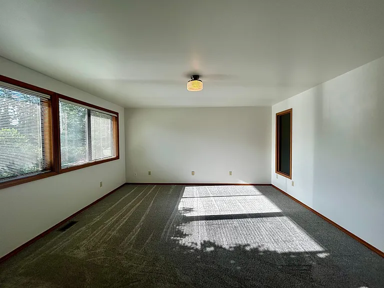 12371 Rainier Dr — Photo 20
