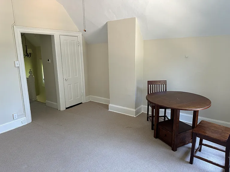 1617 N Van Buren St #A — Photo 7
