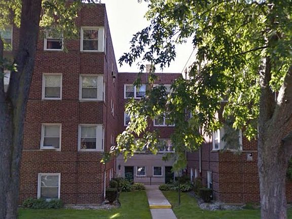 2nd image of 7220 N Claremont Ave APT 2A
