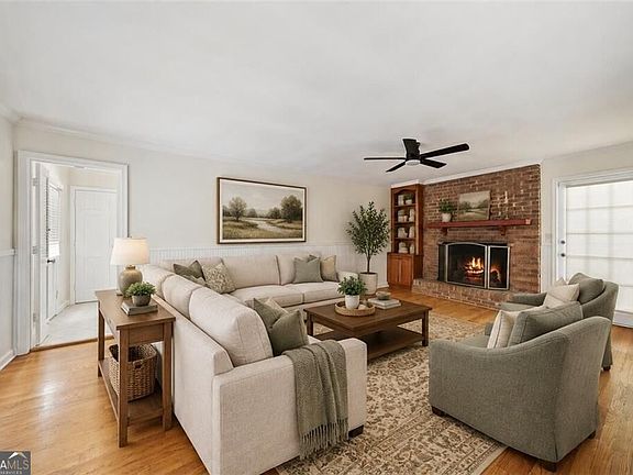 5th image of 3474 Sunderland Cir NE