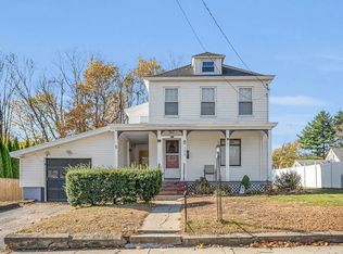 100 Willow St, Leominster, MA 01453