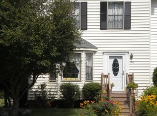 1716 Skiffes Creek Cir, Williamsburg, VA 23185