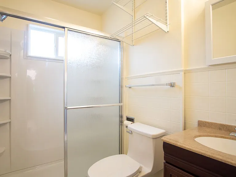2500 NE Couch St #3 — Photo 12