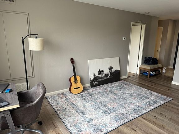 4th image of 2222 C St #306