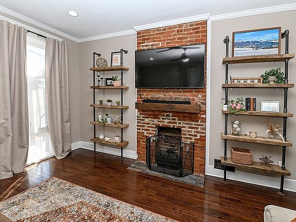 5th image of 1705 Highland Ave