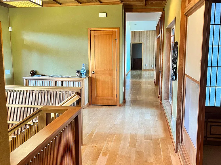 100 Harriette Ln — Photo 16