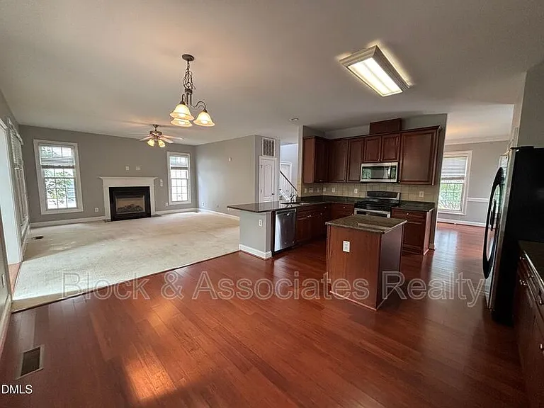 124 Factors Walk Ln — Photo 24